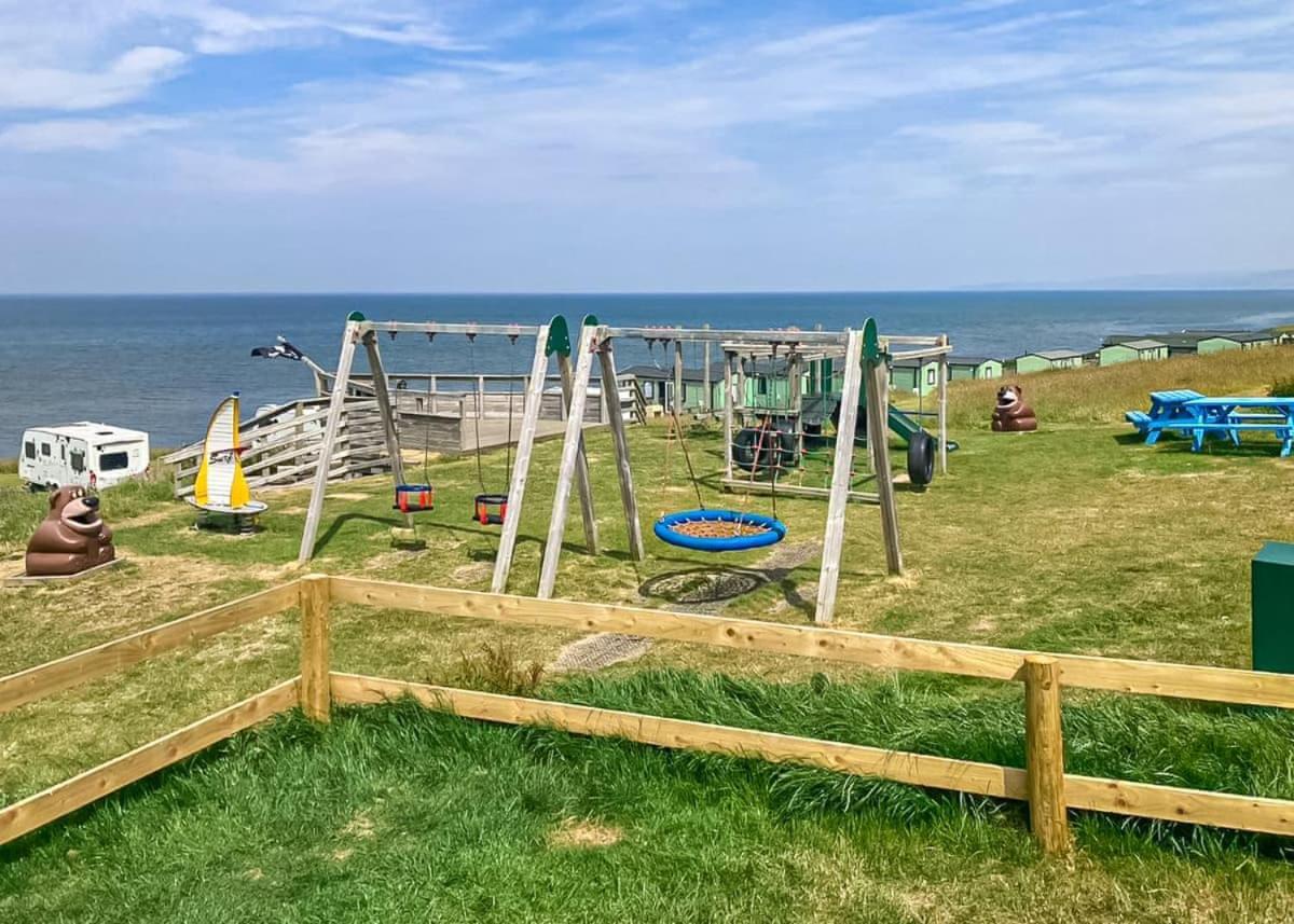Morfa Bychan Holiday Park Llanychaiarn Екстер'єр фото